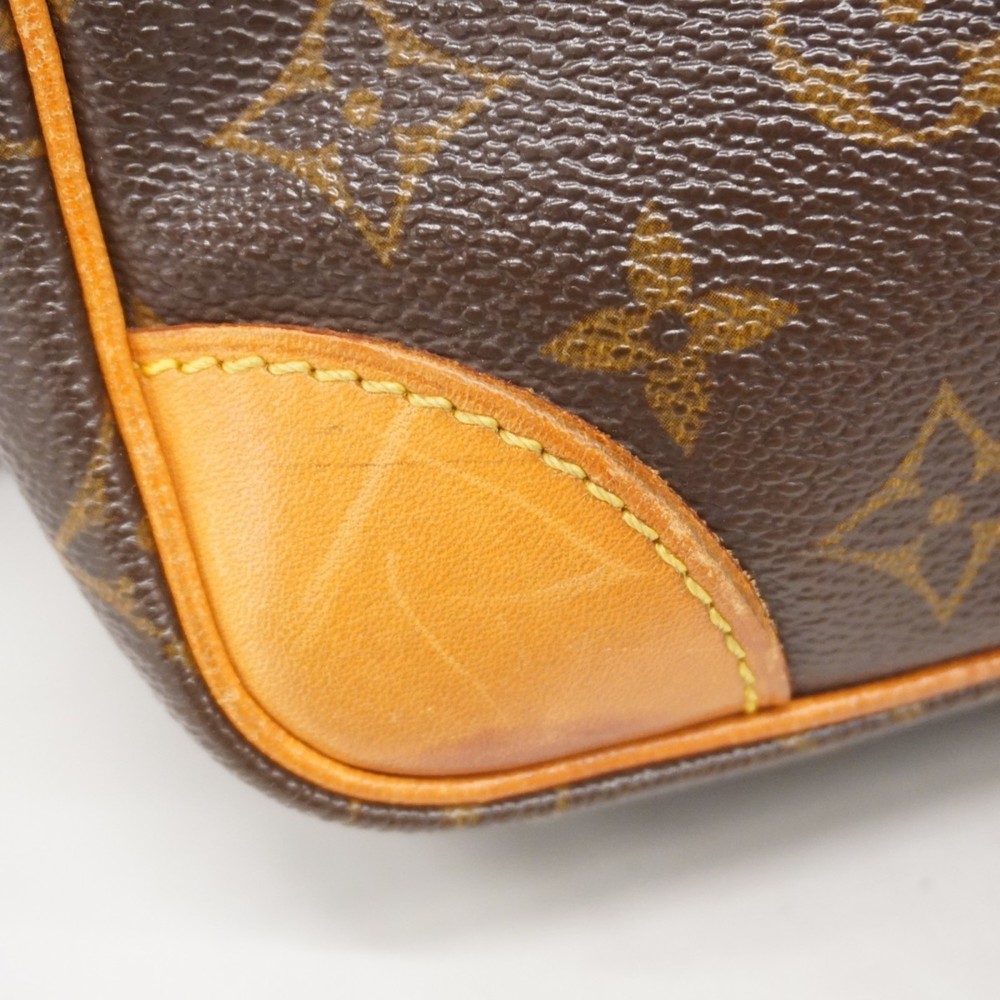 LOUIS VUITTON Brown Monogram Shoulder Bag - Picture 9 of 16